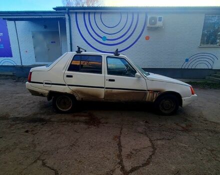 Белый ЗАЗ Славута, объемом двигателя 1.2 л и пробегом 0 тыс. км за 750 $, фото 5 на Automoto.ua