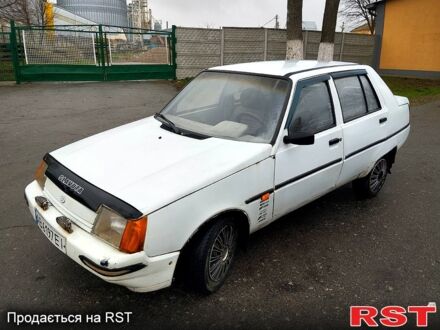 ЗАЗ Славута 2003 у Оратове на Automoto.ua Білий ЗАЗ Славута, об'ємом двигуна 1.2 л та пробігом 0 тис. км за 650 $, фото 1 на Automoto.ua