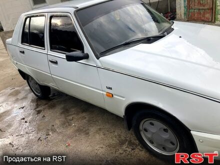 ЗАЗ Славута 2003 у Новоукраинке на Automoto.ua Білий ЗАЗ Славута, об'ємом двигуна 12 л та пробігом 200 тис. км за 1000 $, фото 1 на Automoto.ua