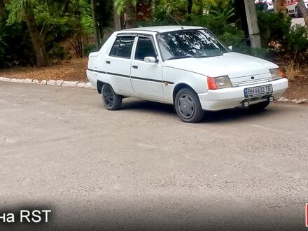 Белый ЗАЗ Славута, объемом двигателя 1.2 л и пробегом 45 тыс. км за 1100 $, фото 1 на Automoto.ua