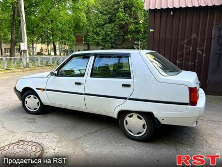 ЗАЗ Славута 2007 в Харькове на Automoto.ua Белый ЗАЗ Славута, объемом двигателя 1.2 л и пробегом 36 тыс. км за 1650 $, фото 1 на Automoto.ua