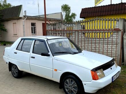 ЗАЗ Славута 2008 в Пятихатках на Automoto.ua Белый ЗАЗ Славута, объемом двигателя 1.2 л и пробегом 123 тыс. км за 1150 $, фото 1 на Automoto.ua