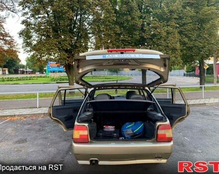 Бежевий ЗАЗ Славута, об'ємом двигуна 1.2 л та пробігом 90 тис. км за 1600 $, фото 7 на Automoto.ua