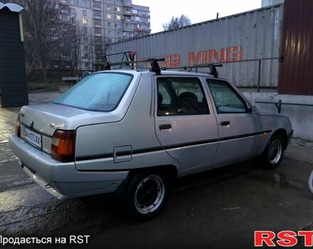 Бежевый ЗАЗ Славута, объемом двигателя 1.2 л и пробегом 115 тыс. км за 1200 $, фото 9 на Automoto.ua