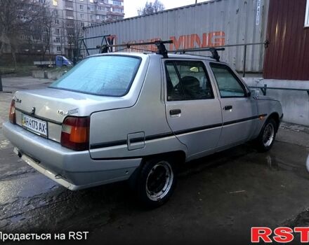 Бежевый ЗАЗ Славута, объемом двигателя 1.2 л и пробегом 115 тыс. км за 1200 $, фото 4 на Automoto.ua