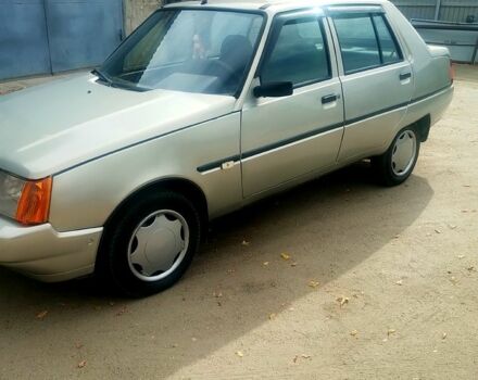 Бежевый ЗАЗ Славута, объемом двигателя 1.2 л и пробегом 145 тыс. км за 1100 $, фото 2 на Automoto.ua