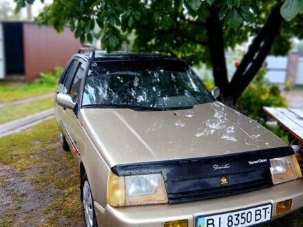ЗАЗ Славута 2002 в Полтаве на Automoto.ua Бежевый ЗАЗ Славута, объемом двигателя 1.2 л и пробегом 200 тыс. км за 1000 $, фото 1 на Automoto.ua