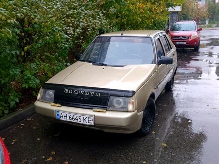 Бежевий ЗАЗ Славута, об'ємом двигуна 1.2 л та пробігом 250 тис. км за 600 $, фото 1 на Automoto.ua