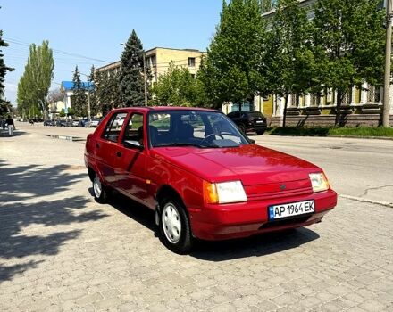 Червоний ЗАЗ Славута, об'ємом двигуна 1.2 л та пробігом 52 тис. км за 1999 $, фото 2 на Automoto.ua