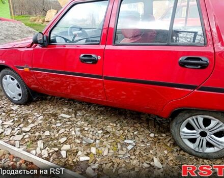 Красный ЗАЗ Славута, объемом двигателя 1.2 л и пробегом 155 тыс. км за 1299 $, фото 2 на Automoto.ua