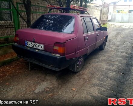 Красный ЗАЗ Славута, объемом двигателя 1.2 л и пробегом 200 тыс. км за 550 $, фото 1 на Automoto.ua