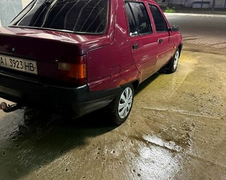 Красный ЗАЗ Славута, объемом двигателя 1.2 л и пробегом 250 тыс. км за 1000 $, фото 2 на Automoto.ua