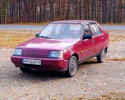 Червоний ЗАЗ Славута, об'ємом двигуна 1.2 л та пробігом 70 тис. км за 1000 $, фото 1 на Automoto.ua