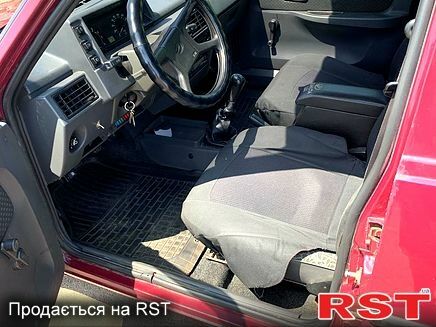 Красный ЗАЗ Славута, объемом двигателя 1.2 л и пробегом 90 тыс. км за 1500 $, фото 4 на Automoto.ua