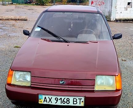Красный ЗАЗ Славута, объемом двигателя 1.2 л и пробегом 99 тыс. км за 1100 $, фото 2 на Automoto.ua