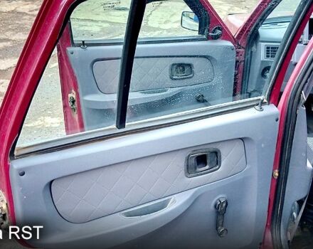 Красный ЗАЗ Славута, объемом двигателя 1.2 л и пробегом 130 тыс. км за 1450 $, фото 10 на Automoto.ua