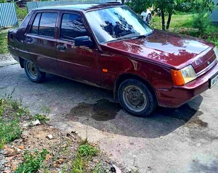 Красный ЗАЗ Славута, объемом двигателя 1.2 л и пробегом 150 тыс. км за 1000 $, фото 2 на Automoto.ua