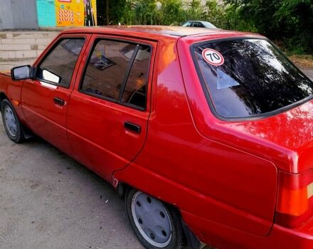Красный ЗАЗ Славута, объемом двигателя 1.2 л и пробегом 104 тыс. км за 1000 $, фото 2 на Automoto.ua