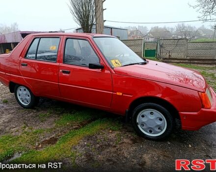 Красный ЗАЗ Славута, объемом двигателя 1.2 л и пробегом 38 тыс. км за 2250 $, фото 1 на Automoto.ua