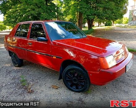 Красный ЗАЗ Славута, объемом двигателя 1.2 л и пробегом 150 тыс. км за 950 $, фото 1 на Automoto.ua