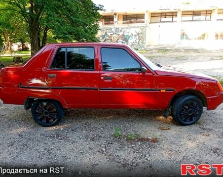 Красный ЗАЗ Славута, объемом двигателя 1.2 л и пробегом 150 тыс. км за 950 $, фото 5 на Automoto.ua