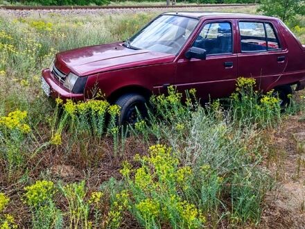 ЗАЗ Славута 2000 в Днепре (Днепропетровске) на Automoto.ua Красный ЗАЗ Славута, объемом двигателя 1.2 л и пробегом 175 тыс. км за 650 $, фото 1 на Automoto.ua