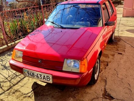 ЗАЗ Славута 2002 в Синельниковом на Automoto.ua Красный ЗАЗ Славута, объемом двигателя 12 л и пробегом 101 тыс. км за 980 $, фото 1 на Automoto.ua