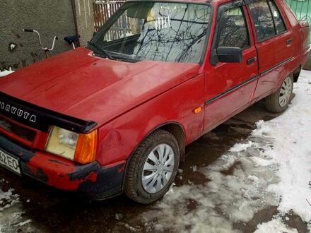 ЗАЗ Славута 2003 у Первомайськ на Automoto.ua Червоний ЗАЗ Славута, об'ємом двигуна 1.2 л та пробігом 100 тис. км за 450 $, фото 1 на Automoto.ua