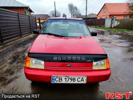 ЗАЗ Славута 2003 в Нежине на Automoto.ua Красный ЗАЗ Славута, объемом двигателя 1.2 л и пробегом 120 тыс. км за 850 $, фото 1 на Automoto.ua