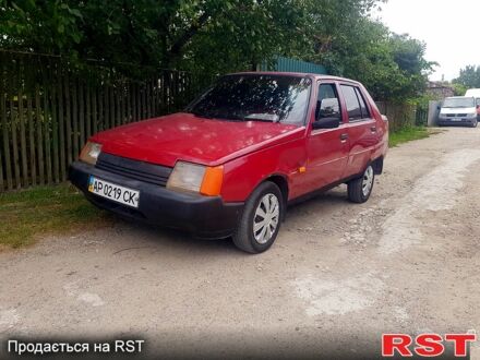 Красный ЗАЗ Славута, объемом двигателя 1.2 л и пробегом 200 тыс. км за 500 $, фото 1 на Automoto.ua