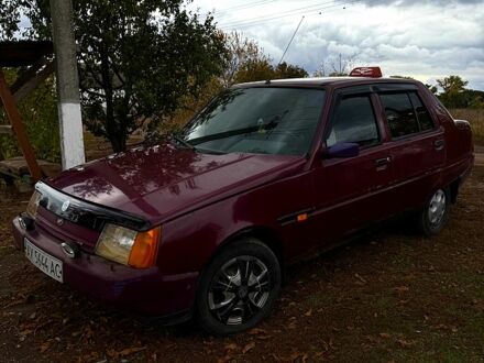 Красный ЗАЗ Славута, объемом двигателя 1.2 л и пробегом 195 тыс. км за 550 $, фото 1 на Automoto.ua