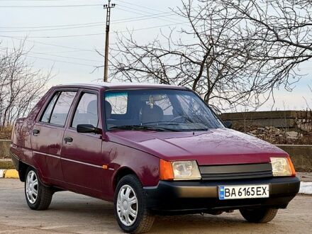 ЗАЗ Славута 2005 в Долинской на Automoto.ua Красный ЗАЗ Славута, объемом двигателя 1.2 л и пробегом 0 тыс. км за 800 $, фото 1 на Automoto.ua
