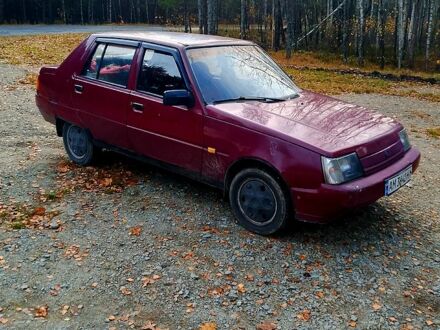 Красный ЗАЗ Славута, объемом двигателя 1.2 л и пробегом 70 тыс. км за 1000 $, фото 1 на Automoto.ua