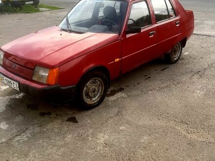 ЗАЗ Славута 2008 в Синельниковом на Automoto.ua Красный ЗАЗ Славута, объемом двигателя 1.2 л и пробегом 123 тыс. км за 650 $, фото 1 на Automoto.ua