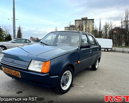 ЗАЗ Славута, объемом двигателя 1.2 л и пробегом 122 тыс. км за 1200 $, фото 2 на Automoto.ua