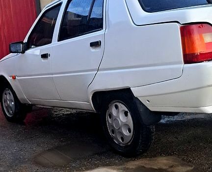 ЗАЗ Славута, объемом двигателя 1.2 л и пробегом 0 тыс. км за 1100 $, фото 3 на Automoto.ua