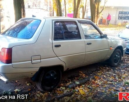 ЗАЗ Славута, объемом двигателя 1.3 л и пробегом 156 тыс. км за 800 $, фото 1 на Automoto.ua