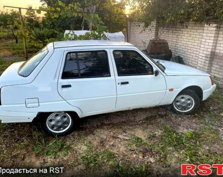 ЗАЗ Славута, объемом двигателя 1.3 л и пробегом 80 тыс. км за 1300 $, фото 1 на Automoto.ua