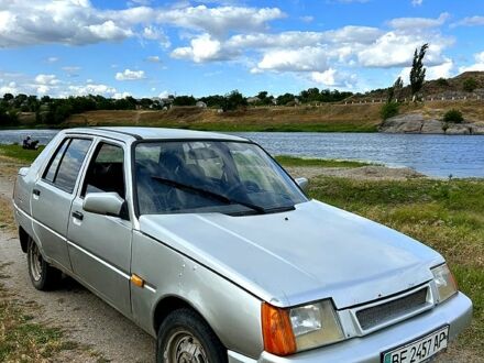ЗАЗ Славута 2000 у Вознесенске на Automoto.ua ЗАЗ Славута, об'ємом двигуна 1.2 л та пробігом 45 тис. км за 650 $, фото 1 на Automoto.ua