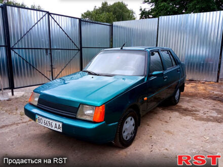 ЗАЗ Славута 2000 у Кременце на Automoto.ua ЗАЗ Славута, об'ємом двигуна 1.2 л та пробігом 0 тис. км за 750 $, фото 1 на Automoto.ua