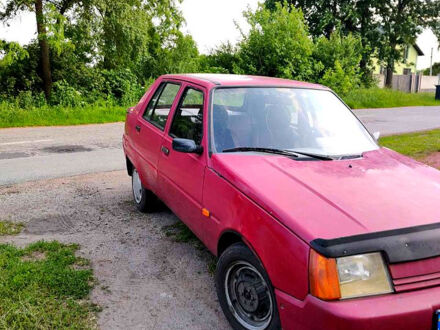 ЗАЗ Славута 2003 в Житомире на Automoto.ua ЗАЗ Славута, объемом двигателя 1.2 л и пробегом 100 тыс. км за 700 $, фото 1 на Automoto.ua