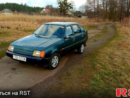 ЗАЗ Славута 2004 в Змиеве на Automoto.ua ЗАЗ Славута, объемом двигателя 12 л и пробегом 300 тыс. км за 650 $, фото 1 на Automoto.ua