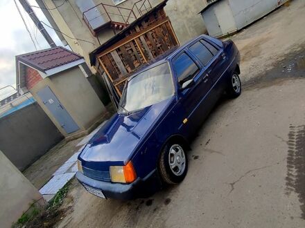 ЗАЗ Славута, объемом двигателя 1.5 л и пробегом 316 тыс. км за 999 $, фото 1 на Automoto.ua