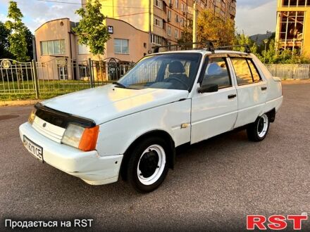 ЗАЗ Славута 2006 в Харькове на Automoto.ua ЗАЗ Славута, объемом двигателя 1.2 л и пробегом 225 тыс. км за 550 $, фото 1 на Automoto.ua