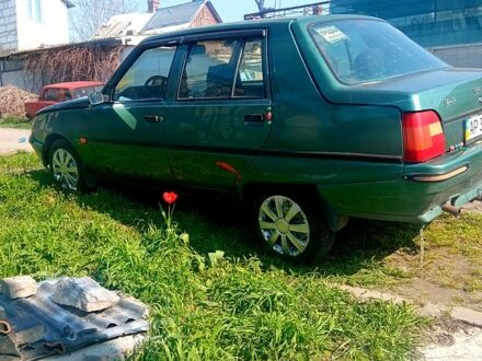 ЗАЗ Славута 2010 в Запорожье на Automoto.ua ЗАЗ Славута, объемом двигателя 13 л и пробегом 0 тыс. км за 950 $, фото 1 на Automoto.ua
