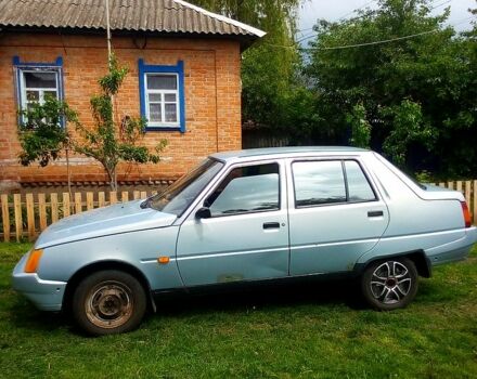 Серый ЗАЗ Славута, объемом двигателя 1.2 л и пробегом 180 тыс. км за 500 $, фото 2 на Automoto.ua