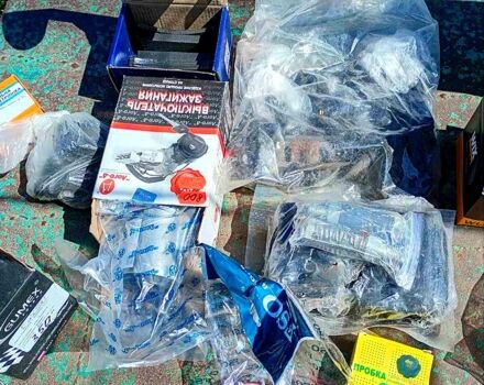 Серый ЗАЗ Славута, объемом двигателя 1.2 л и пробегом 200 тыс. км за 700 $, фото 7 на Automoto.ua