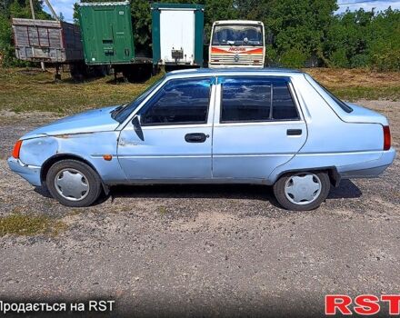 Серый ЗАЗ Славута, объемом двигателя 1.2 л и пробегом 200 тыс. км за 700 $, фото 2 на Automoto.ua