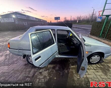 Серый ЗАЗ Славута, объемом двигателя 12 л и пробегом 140 тыс. км за 750 $, фото 2 на Automoto.ua
