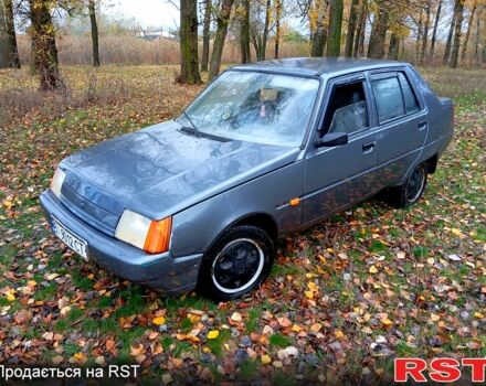 Серый ЗАЗ Славута, объемом двигателя 1.3 л и пробегом 113 тыс. км за 1150 $, фото 3 на Automoto.ua